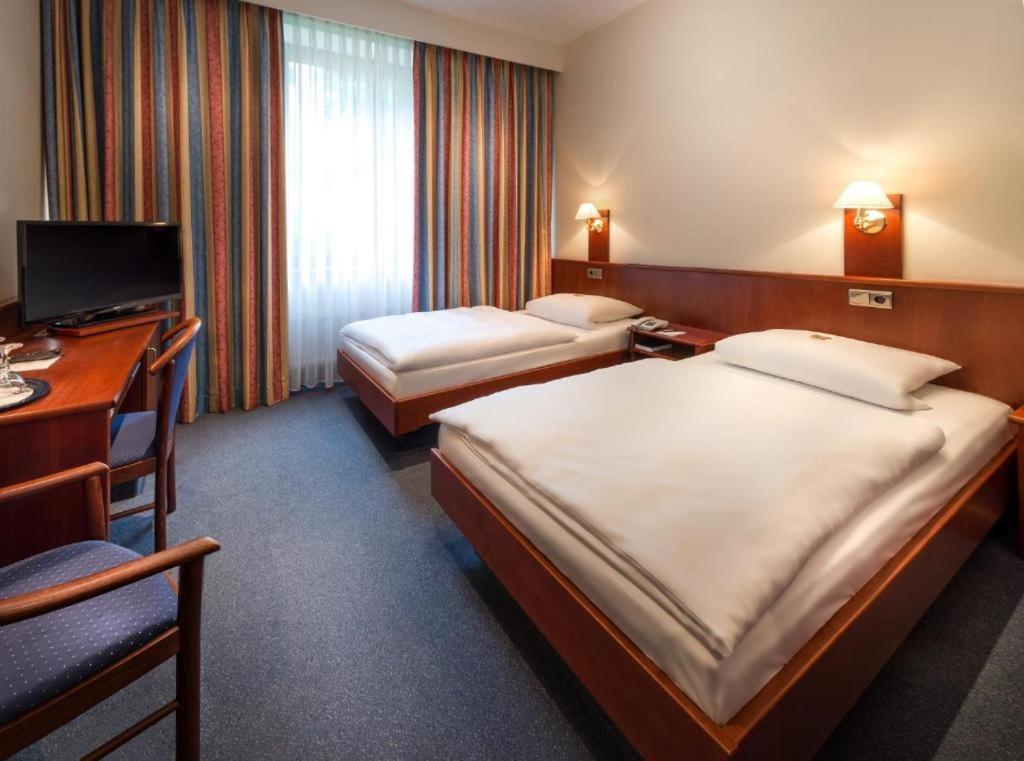 Hotel Alte Wache ฮัมบูร์ก ภายนอก รูปภาพ