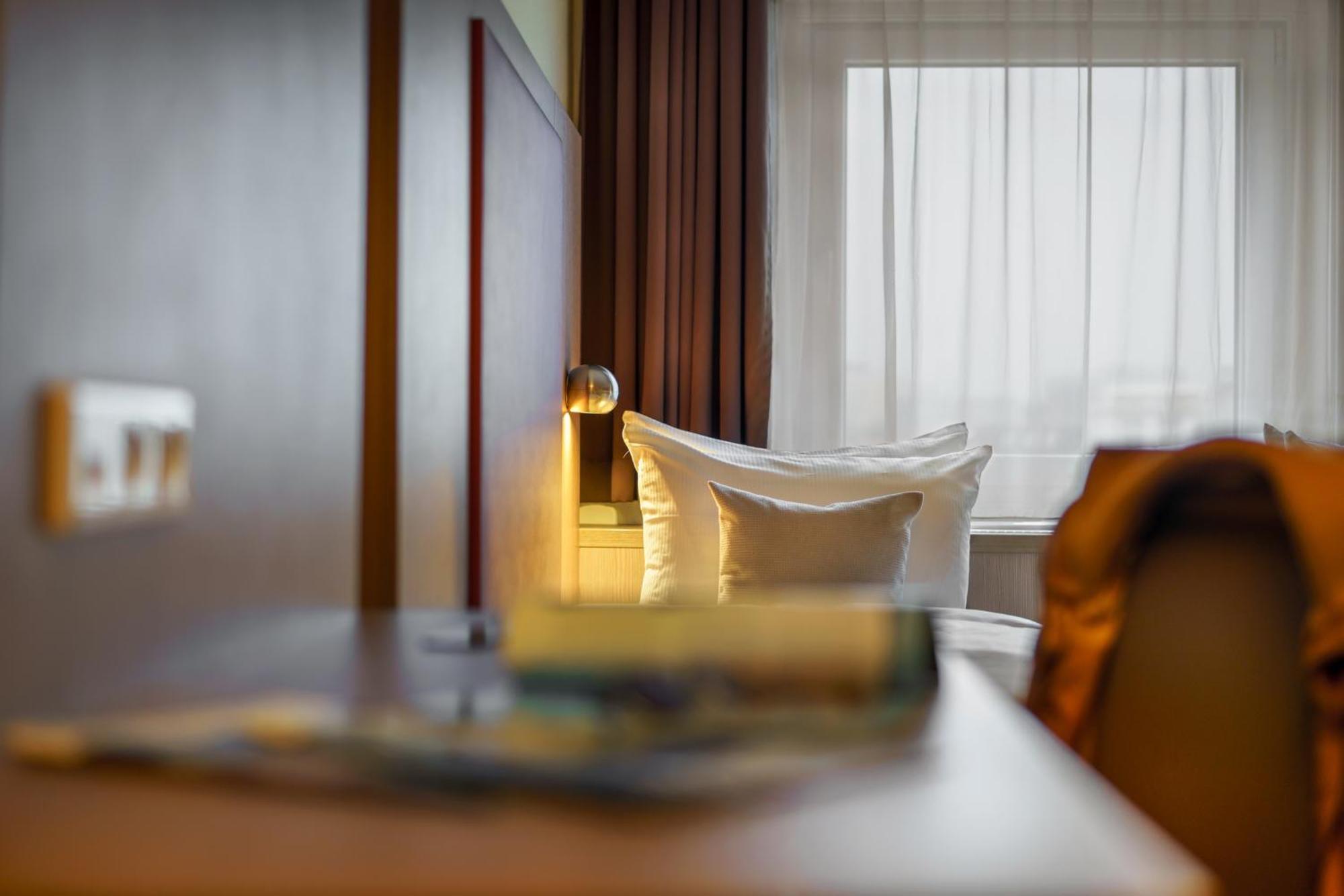 Hotel Alte Wache ฮัมบูร์ก ภายนอก รูปภาพ